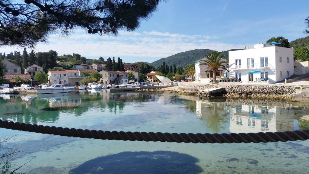 Apartments Sea Reflections Žman Oda fotoğraf
